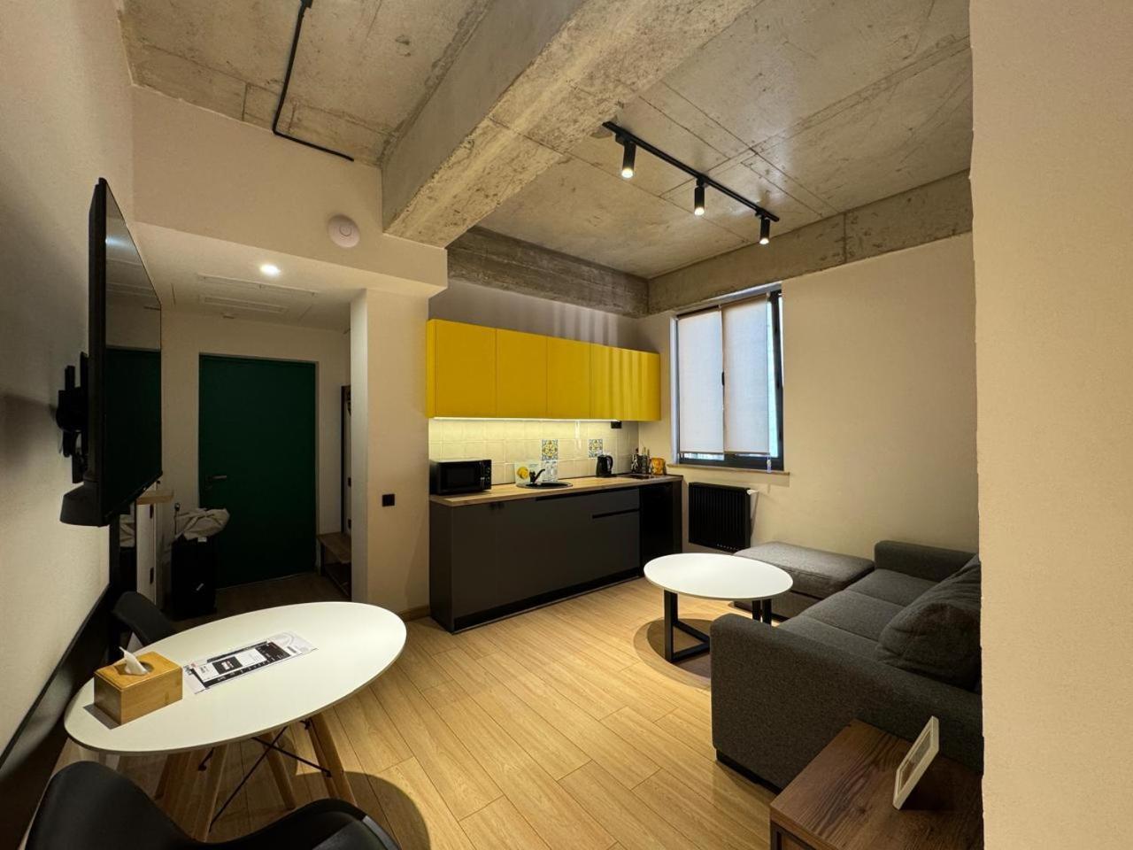 Rooms Apart-Hotel By Red 耶烈万 外观 照片